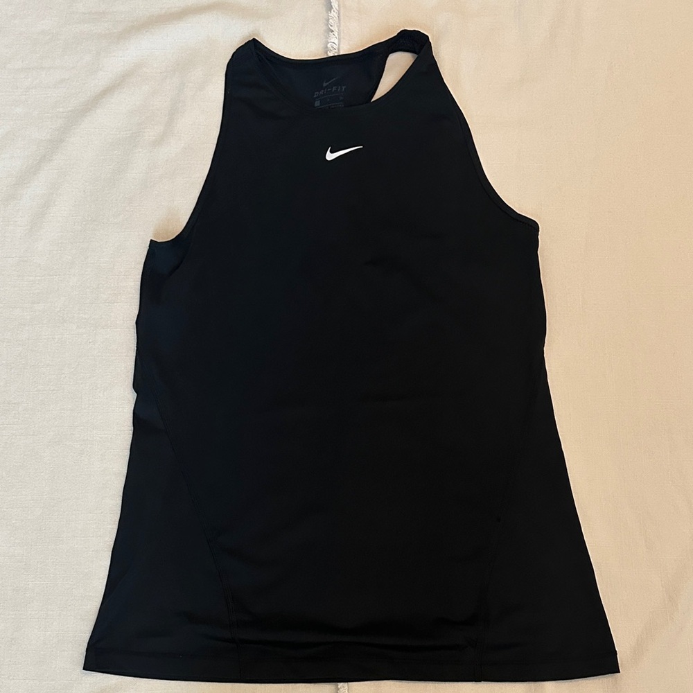 Nike Women's Training Fitness Gym Workout Tank Top Black CZ6484-010 Size S NWOT